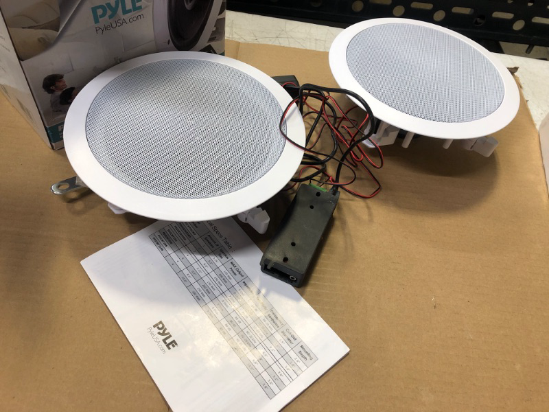 Photo 2 of parts only---Pyle 6.5” Pair Bluetooth Flush Mount In-wall In-ceiling 2-Way Speaker System Quick Connections Changeable Round/Square Grill Polypropylene Cone & Polymer Tweeter Stereo Sound 150 Watt (PDICBT552RD)