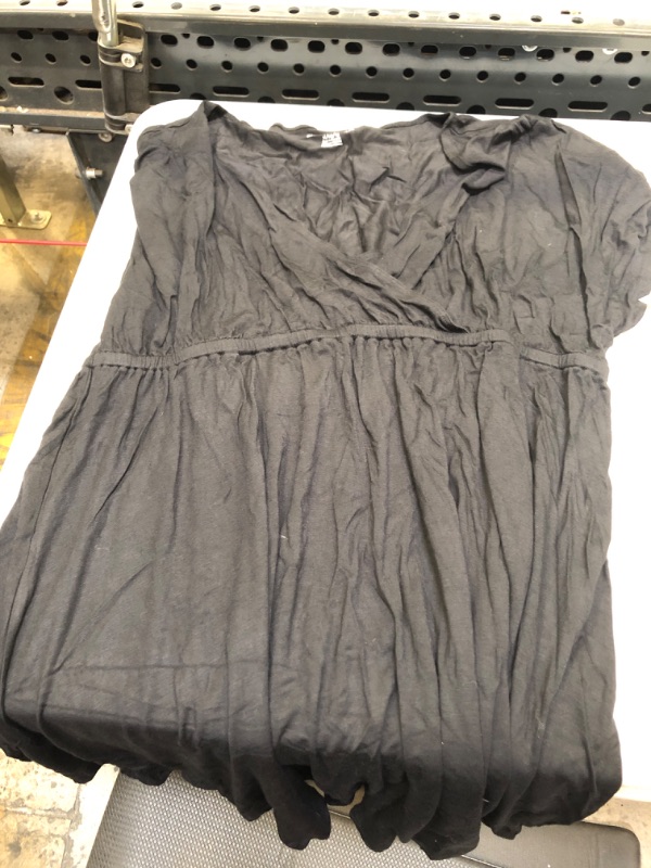 Photo 2 of Amazon Essentials Women's Surplice Dress SIZE XL 