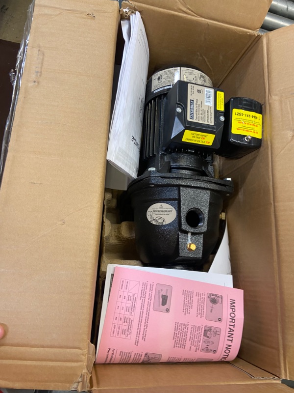 Photo 2 of CONVERTIBLE JET PUMP EVERBILT 11 GALLONS 1 HORSE POWER 
