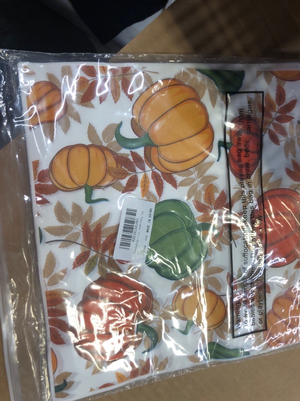 Photo 2 of 100 Sheets 11.4 x 11 Fall Wax Paper Sheets for Food Pumpkin Autumn Thanksgiving Halloween Sandwich Waterproof Liners Grease Resistant Wax Paper Sheets Basket Liners Wrapping Tissue for Picnic Kitchen
