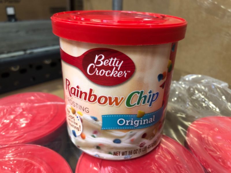 Photo 2 of 8pcs---Betty Crocker, Rich & Creamy Frosting, Rainbow Chip, 16oz Tub (Pack of 8) ---- exp date 09/2023