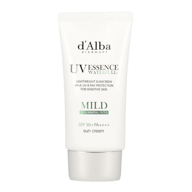 Photo 1 of D’ALBA Waterfull Mild Sunscreen SPF50+ PA++++
