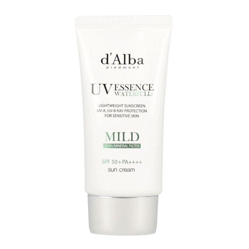 Photo 1 of D’ALBA Waterfull Mild Sunscreen SPF50+ PA++++
