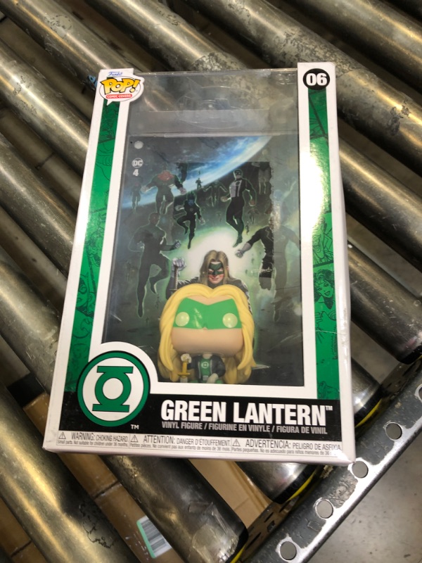 Photo 2 of Funko Pop! Comic Cover DC: Dceased - Green Lantern