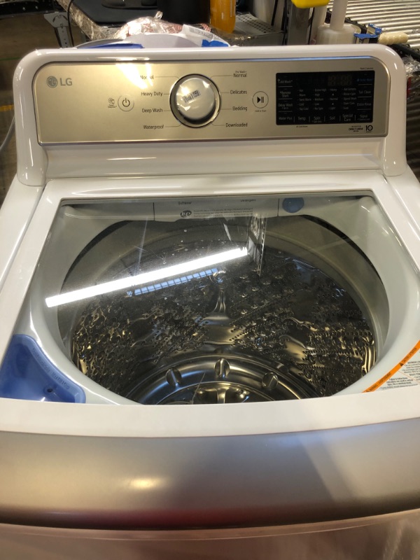 Photo 2 of LG TurboWash3D 5.5-cu ft High Efficiency Impeller Smart Top-Load Washer (White) ENERGY STAR