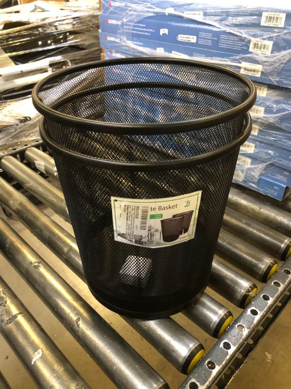 Photo 3 of Greenco Small Trash Cans for Home or Office, 2-Pack, 4.5 Gallon Black Mesh Round Trash Cans - Desk Trash Can - Lightweight, Sturdy for Under Desk, Kitchen, Bedroom, Den, Dorm Room, or Recycling Can