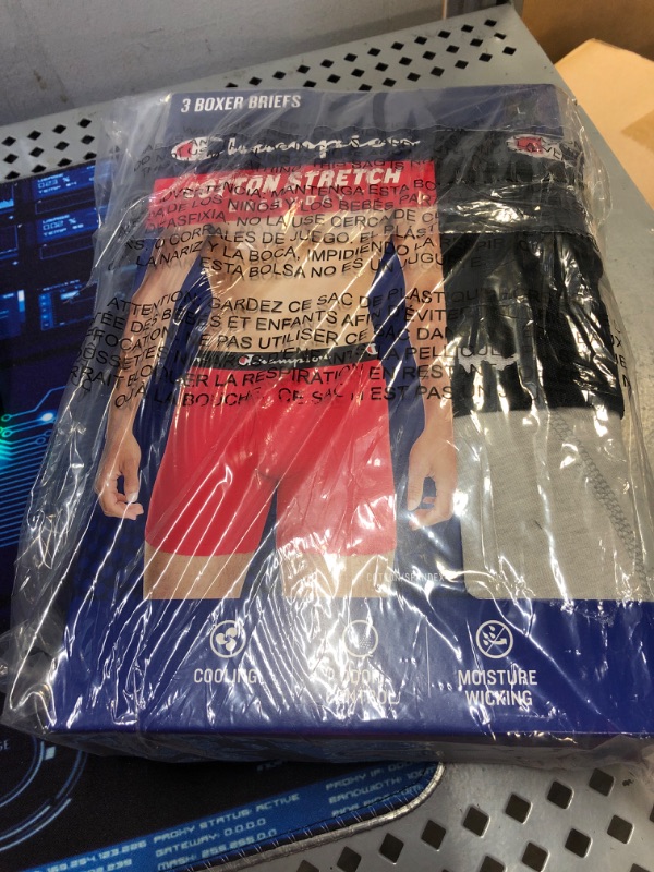 Photo 1 of Champion Men's Cotton Stretch Boxer Brief 
size- large