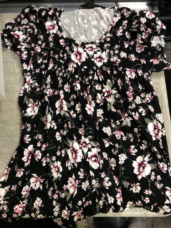 Photo 1 of FLORAL WOMENS SHIRT- SHORT SLEEVE- SIZE- XL 