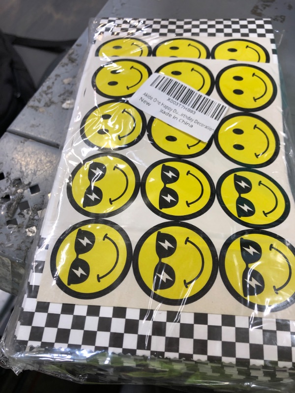 Photo 2 of Akide One Happy Dude Party Favor Bags Smiley Face Party Supplies Favor Goodie Candy Treat Bags for Kids Boys One Cool Dude Birthday Party Supplies Decorations Boy First 1st Birthday Decorations