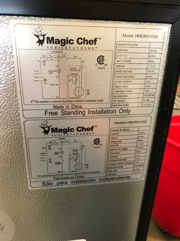 Photo 3 of Magic Chef 3.1 cu. ft. Mini Refrigerator in Stainless Look (Stainless Steel)
