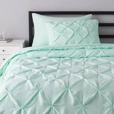 Photo 1 of AMAZON BASICS 5-PIECE MICROFIBER BED IN A BAG COMFORTER BEDDING SET 