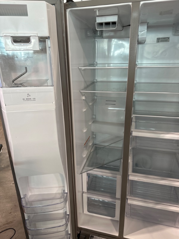 Photo 5 of whirlpool 20.6-cu ft Counter-depth Side-by-Side Refrigerator with Ice Maker (Fingerprint Resistant Stainless Steel)
