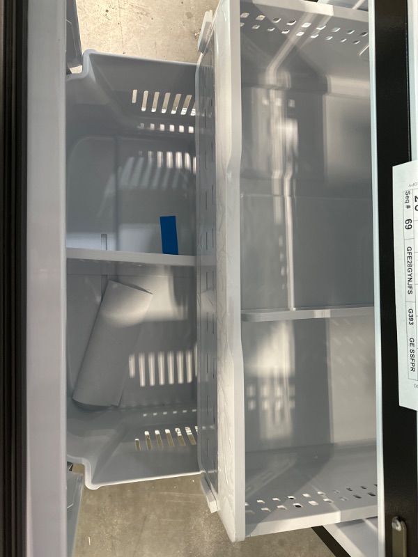 Photo 6 of GE 22.2-cu ft Counter-depth French Door Refrigerator with Ice Maker (Fingerprint-resistant Stainless Steel) ENERGY STAR
