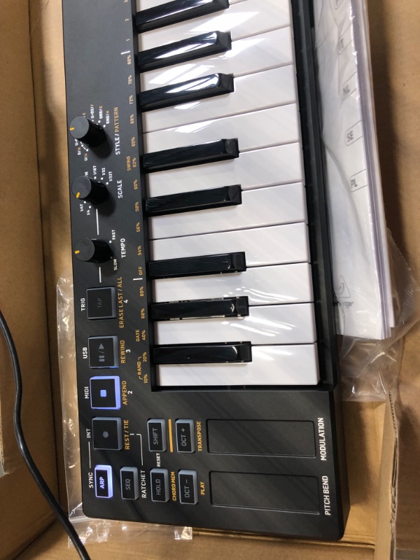 Photo 5 of Behringer SWING 32-Key USB MIDI Controller Keyboard with 64-Step Polyphonic Sequencing, Chord and Arpeggiator Modes