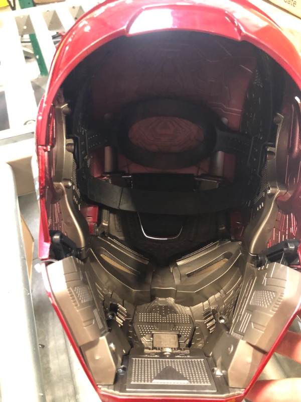 Photo 1 of Avengers Marvel Legends Iron Man Electronic Helmet - Multicolor Characters***APPEAR VERY GENTLY USED**