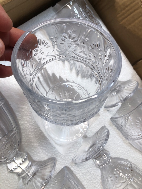 Photo 1 of AVLA 6 Pack Glass Goblet, 12 OZ Vintage Wine Glassware, Romantic Wedding Glass Set, Drinking Stemware Beverage Cups for Party, Bar, Champagne, Juice, Beer, Cocktail, Embossed Design

*all 6 glasses are good