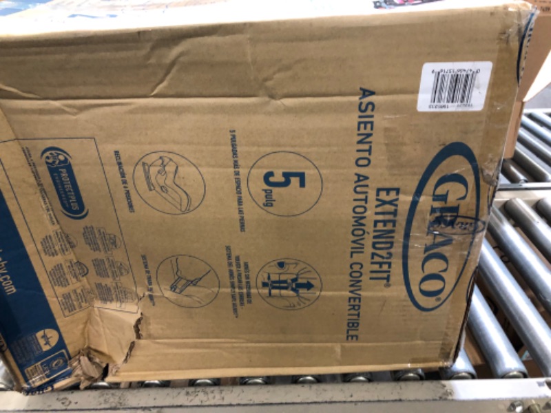 Photo 1 of Graco - Extend2Fit Convertible Car Seat, Kenzie