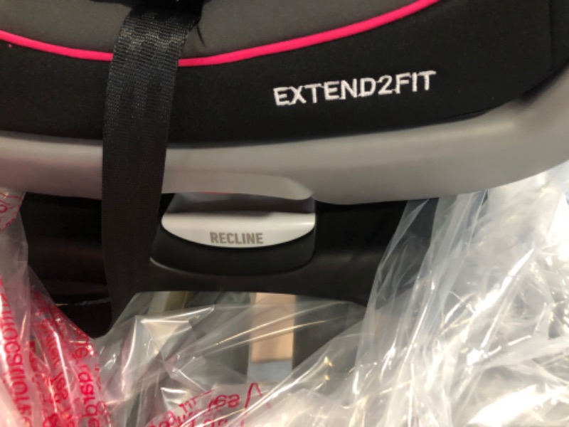Photo 1 of Graco - Extend2Fit Convertible Car Seat, Kenzie