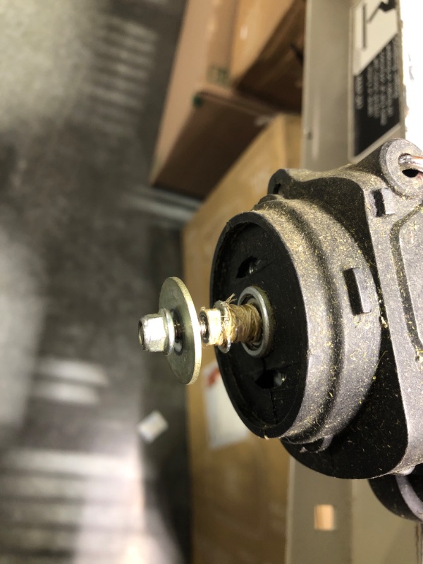 Photo 3 of Cordless Weed Wacker/Eater, String Trimmer Battery Powered, with 2 PCS 2.0Ah Batteries and 3Types Blades, for Lawn, Yard and Bush Trimming (Black)

*see pics, battery works, (2 batteries included), spool part of Weed Wacker needs to be put together.