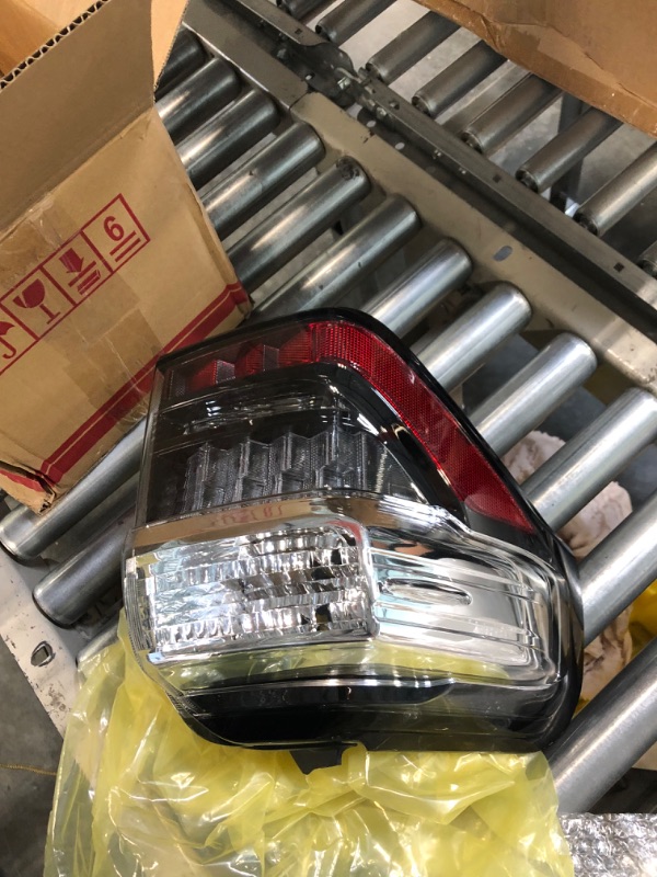 Photo 3 of Archaic Tail Light Assembly Fits for 2014-2022 Toyota 4Runner OE Style Clear Lens Rear Lamp w/Harness Set, Plug & Play, Driver Side, 8156135392 8156135390