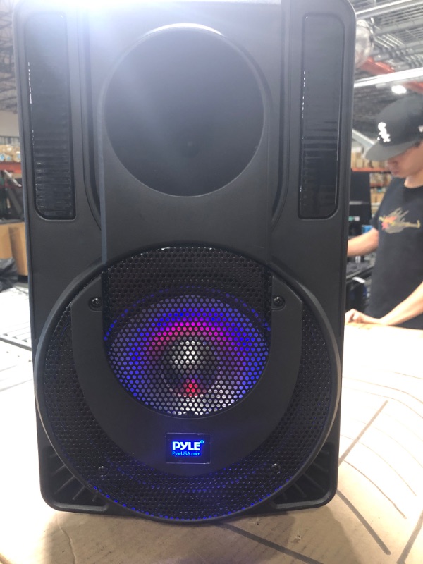 Photo 6 of 8’’ Portable PA Speaker System - Wireless BT Streaming PA & Karaoke Party Audio Speaker, Two Wireless Mic, Wired Microphone, Tablet Stand, Flashing Party Lights, MP3/USB//FM Radio - PHPWA8TB 8 inch Speaker System
*Missing everything, THIS IS ONLY THE SPEA