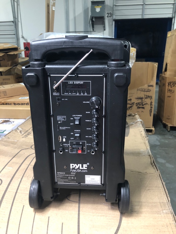 Photo 3 of 8’’ Portable PA Speaker System - Wireless BT Streaming PA & Karaoke Party Audio Speaker, Two Wireless Mic, Wired Microphone, Tablet Stand, Flashing Party Lights, MP3/USB//FM Radio - PHPWA8TB 8 inch Speaker System
*Missing everything, THIS IS ONLY THE SPEA