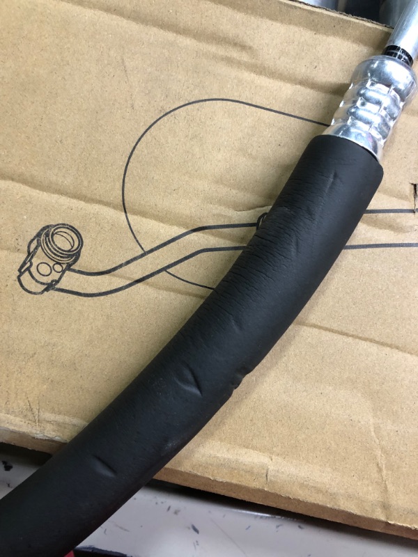 Photo 3 of UAC HA 11471C A/C Suction Line Hose Assembly,Black