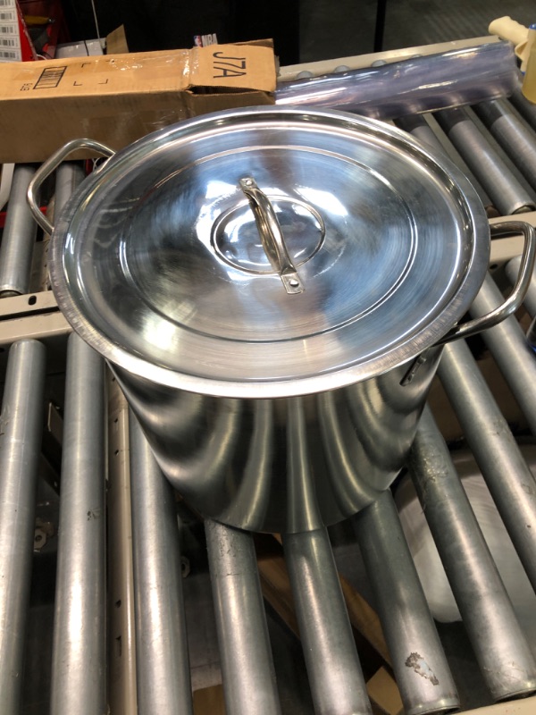 Photo 2 of 5 Gallon Stainless Steel Stock Pot with Lid, 12.5 x 12.5 x 11.5