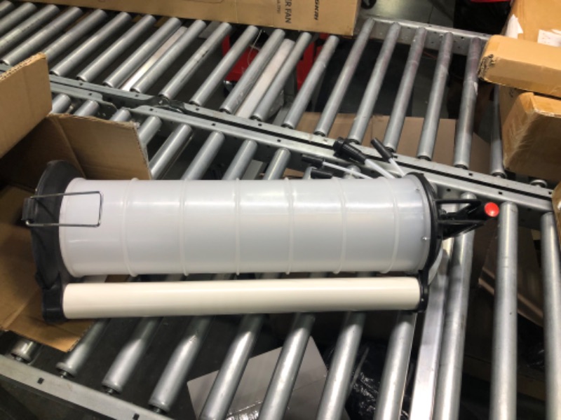 Photo 1 of SUPERFASTRACING Oil Fluid Extractor 7L Manual Vacuum Fuel Petrol Pump Transfer Syphon Suction