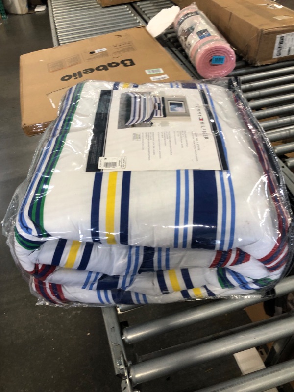 Photo 2 of Tommy Hilfiger Tommy Multi Stripe 144 TC Percale Set of 3 Comforter Set, Full/Queen Size, 100% Cotton (Multi) Full/Queen Multi Stripe