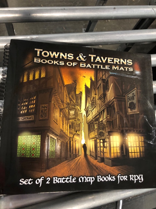 Photo 2 of Loke Towns & Taverns Books of Battle Mats , Black