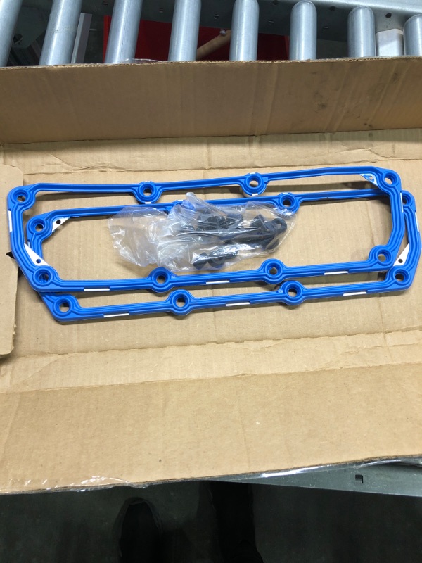 Photo 2 of FEL-PRO VS 50513 R Valve Cover Gasket Set