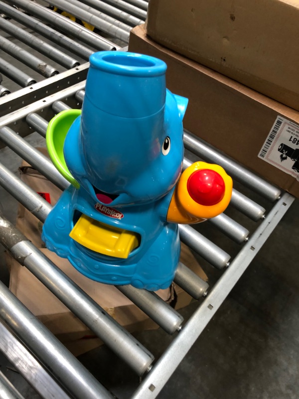 Photo 1 of Playskool Elefun Busy Ball Popper Active Toy for Toddlers and Babies 9 Months and Up with 4 Colorful Balls (Amazon Exclusive)
