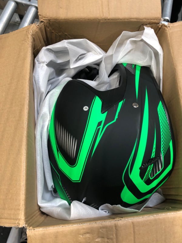 Photo 3 of Adult 4 Wheeler Helmet, Motocross Helmet DOT/FMVSS-218 Certification Comfortable and Breathable Full Helmets for Locomotives Used in All Seasons Large Green