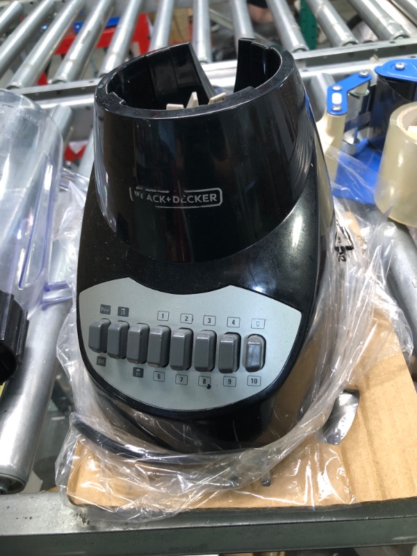 BLACK+DECKER Countertop Blender with 5Cup Glass Jar, 10Speed Settings