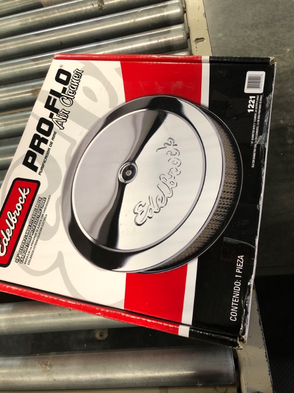 Photo 2 of Edelbrock 1221 Signature Series Air Cleaner