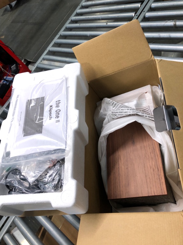 Photo 1 of Klipsch Heritage Wireless The One II Tabletop Stereo Walnut Walnut Tabletop Stereo