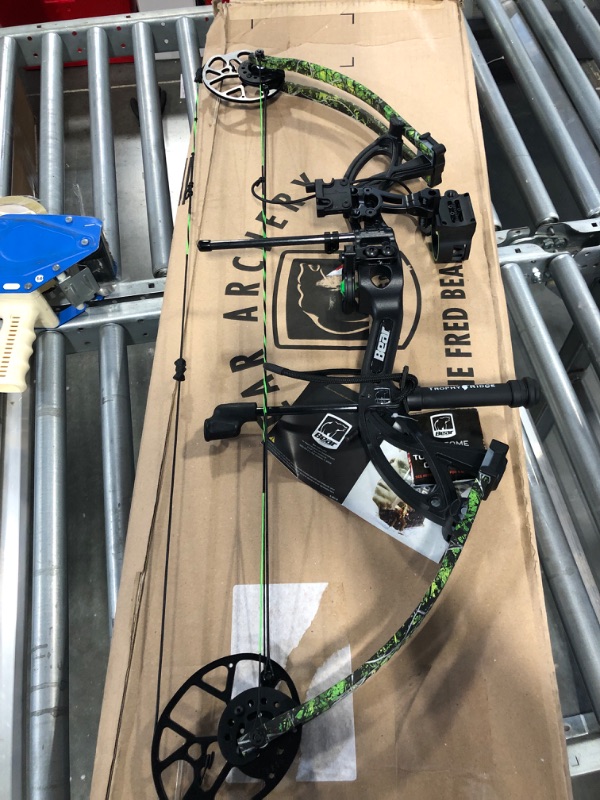 Photo 2 of Bear Archery Cruzer G3 Ready to Hunt Compound Bow Package Right Hand Toxic