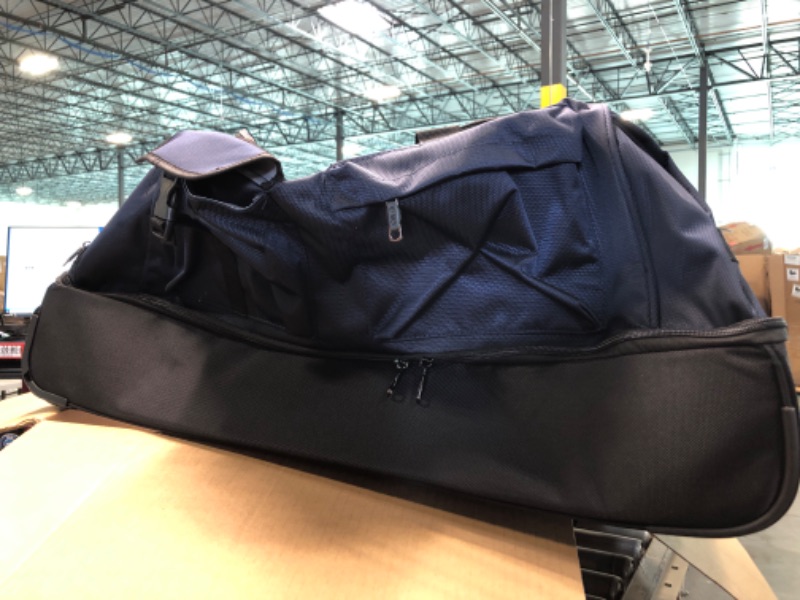 Photo 6 of Coolife Rolling Duffel Travel Duffel Bag Wheeled Duffel Suitcase Luggage 8 Pockets 30in blue