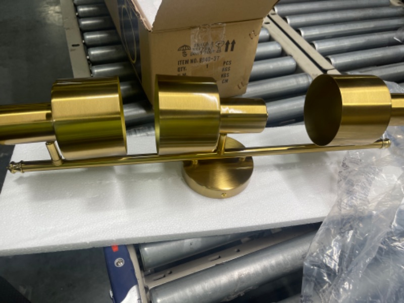 Photo 4 of YHTlaeh Bathroom Vantity brass 