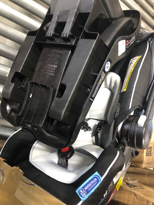 Photo 1 of Graco SnugRide 35 Lite LX Infant Car Seat, Studio SnugRide 1 Count (Pack of 1) Studio