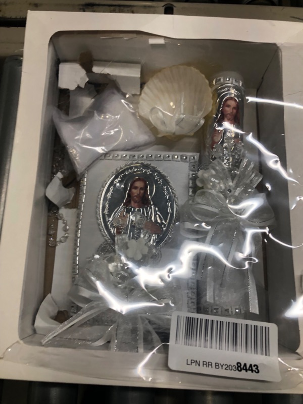 Photo 1 of Lito White Jesus Baptism Candle Set Kit for Christenings with Shell and Favors - Spanish