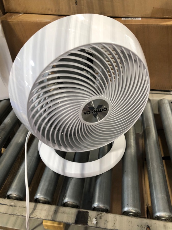 Photo 3 of 660 10 in. Whole Room Air Circulator Fan Vornado