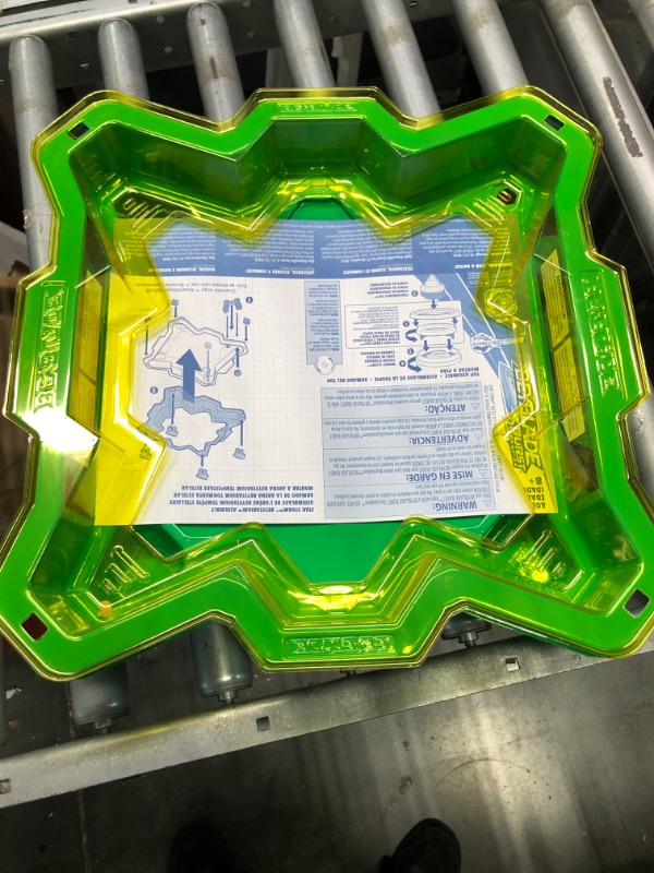 Photo 3 of Beyblade Burst Evolution Star Storm Battle Set (Amazon Exclusive) Frustration-Free Packaging