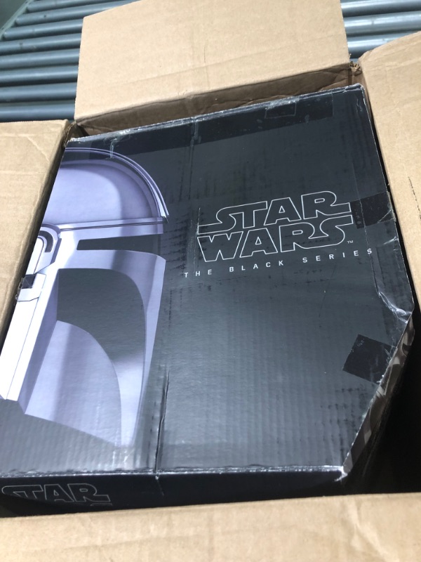 Photo 3 of Collect Collector Star Wars Black Series - Mandalorian Electronic Helmet. Commemorate Star Wars with The Mandalorian Premium Black Series Electronic Helmet