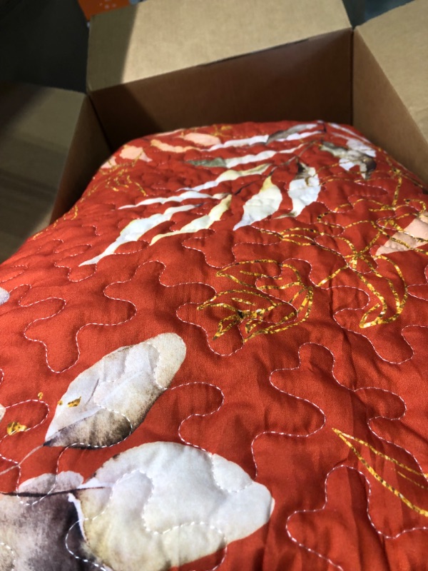 Photo 3 of  Floral Quilt  Queen Size,Terracotta Leaf Queen Quilt Set Burnt Orange Quilt Soft Bedspread Queen Size Bedding All-Season (96"x90") Queen(96"x90") Terracotta