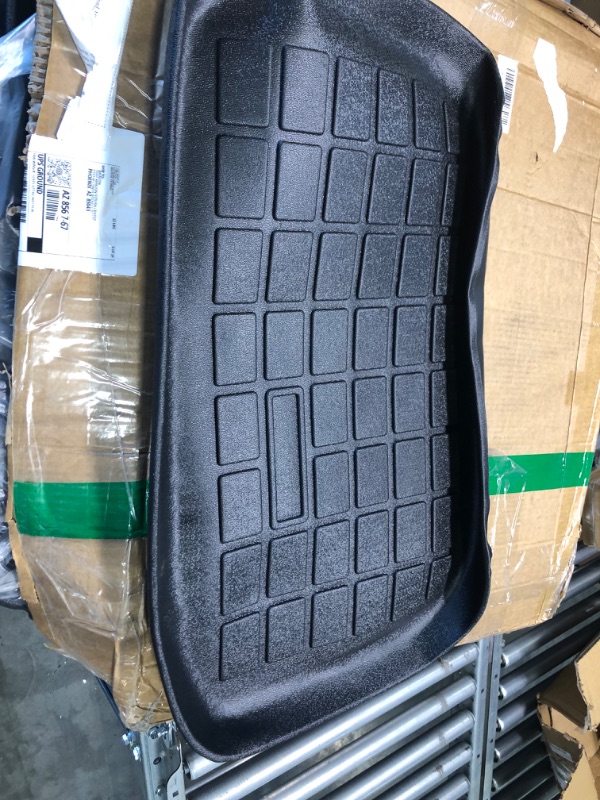 Photo 3 of Tesla Model Y Floor Mats 2021 2022 2023 Mats Custom Fit Waterproof Anti-Slip Accessories All Weather Floor Mat Suitable for 5 Seats