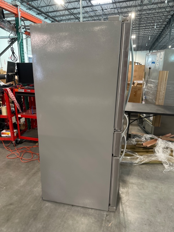 Photo 10 of 36-Inch Wide French Door Refrigerator - 25 cu. ft. Model: WRX735SDHZ