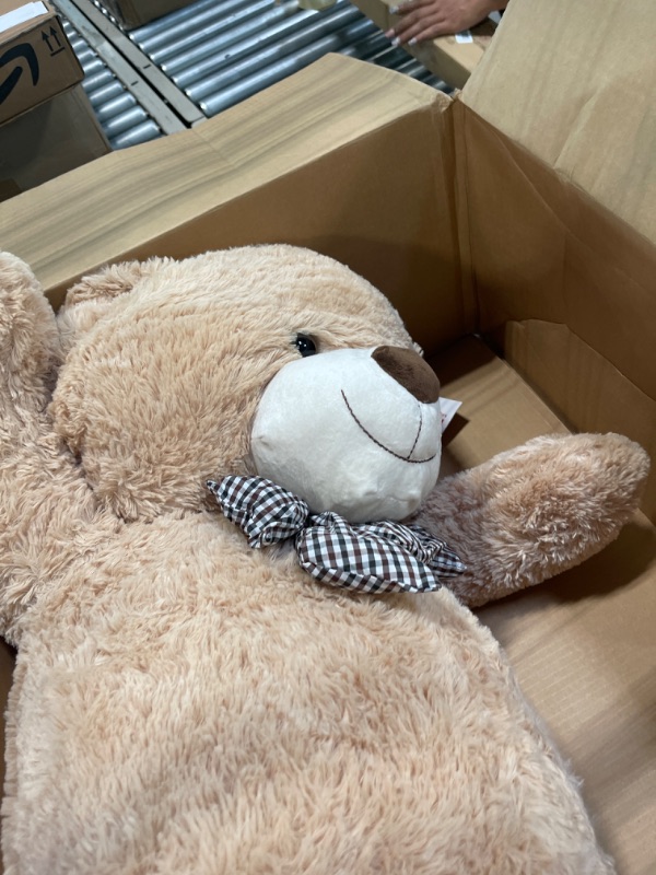 Photo 1 of MorisMos Giant Teddy Bear Stuffed Animal Plush - 35.4'' Large Teddy Bear,Soft Big Teddy Bear Plush Toy,Large Stuffed Bear Animal for Kid,Big Stuffed Animal for Girl Valentines Christmas Birthday,Beige