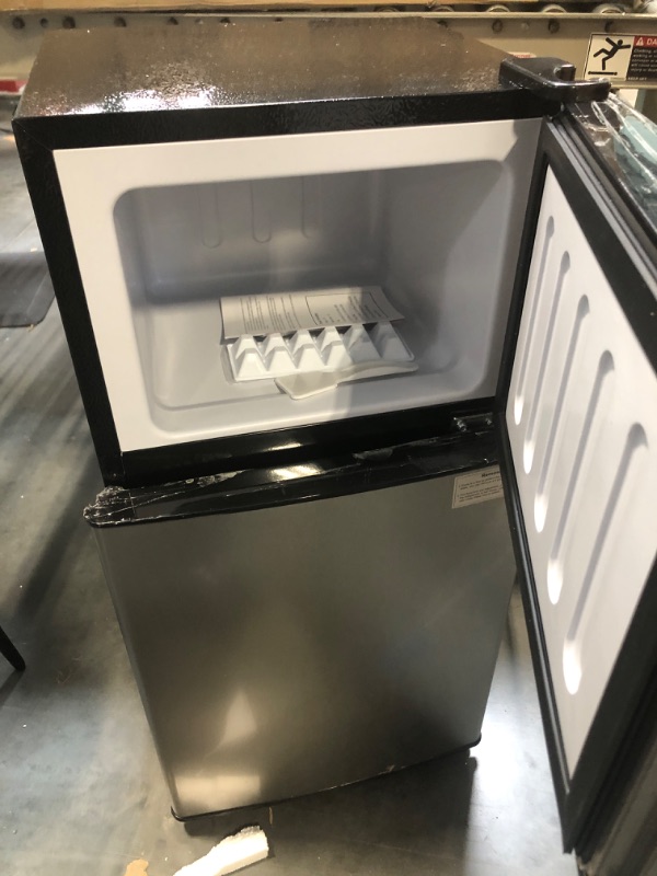 Photo 3 of Anukis Compact Refrigerator 3.5 Cu Ft 2 Door Mini Fridge with Freezer For Apartment, Dorm, Office, Family, Basement, Garage, Silver 3.5 Cu Ft silver